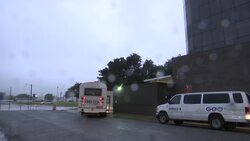 Busloads of Migrant Detainees Arrive at Court Instructional Video