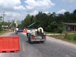 Thai Buddhist militias to fight Muslim rebels News Clip