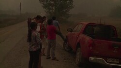 VOICED : Incendios en Chile cobran 4 vidas incluido un bombero News Clip