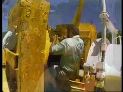 USA: FLORIDA: FIRST FULL TIME UNDERSEA SCHOOL OPENS Instructional Video