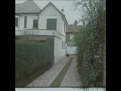 SYND 7 6 73 BUENOS AIRES HOME AND WORKPLACE OF THE KIDNAPPED BUSINESSMAN CHARLES LOCKWOOD News Clip