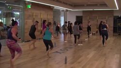 A lunchtime fitness regime combining ballet and weights News Clip