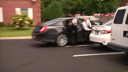 Walter Palmer arrives at Minnesota dental surgery News Clip