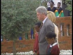 SOUTH AFRICA: US PRESIDENT CLINTON VISIT: LAST DAY News Clip