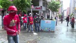 CLEAN : Police fire water cannon on Turkish May Day protests News Clip
