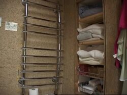 Energy efficient homes open their doors for visitors News Clip