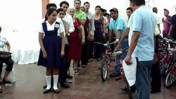VOICED : Bicicletas para la escuela News Clip