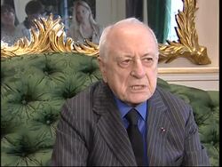 AP i/v with designer's partner, fashion expert News Clip