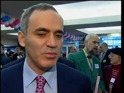 Kasparov leads calls for fragmented opposition to unite News Clip