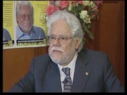 Profile of presidential candidate Carlos Gaviria News Clip