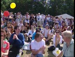 UK: LONDON: CONCERT HELD IN HONOUR OF DALAI LAMA News Clip