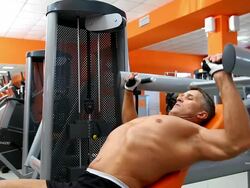 Incline bench press Stock Footage