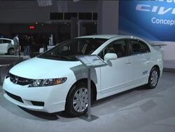 2011 Honda GX Natural Gas Vehicle montage Stock Footage