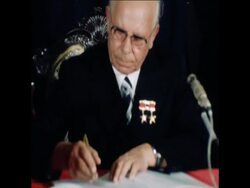 SYND 3 4 77&amp; FORMER SOVIET PRESIDENT PODGORNY AND  PRESIDENT MACHEL SIGN FRIENDSHIP TREATY News Clip