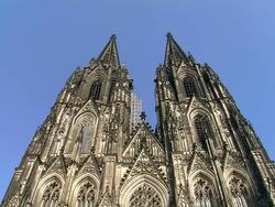 MS LA Shot of Central railway station (Cathedral) / Cologne, North Rhine Westphalia, Germany Stock Footage