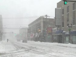 WS View of city street during blizzard / Chicago, Illinois, USA Stock Footage
