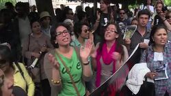 CLEAN: Tunisia: protest to support a blogger News Clip