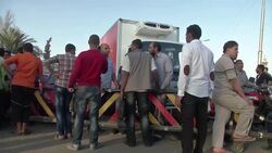 Protest outside university as hundreds of students suffer food poisoning Instructional Video