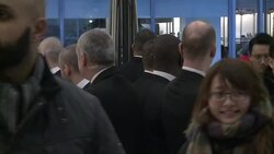 CLEAN : Sale shoppers surge on Selfridges for Boxing Day bargains News Clip