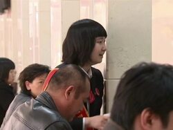 Customers Withdrawing Yuan & US Dollars at CITIC News Clip