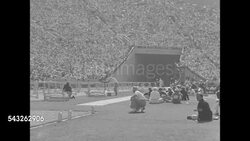 George Saling wins the gold in 110-meter hurdles at 1932 Olympic games News Clip