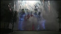 CLEAN : Paris kicks off new year News Clip