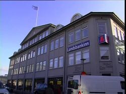 Iceland - Hundreds evacuated after volcanic eruption -Eyjafjallajokull / President''s veto forces referendum on compensation over Icesave News Clip