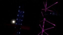 VOICED : El mundo admiro la superluna de sangre News Clip