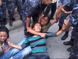 About 100 Tibetan exiles detained at protest against China's crackdown in Tibet Instructional Video