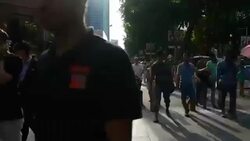 Timelapse crowded people in orchard road at singapore Stock Footage
