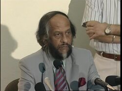 Nobel Peace Prize winner Dr Rajendra Pachauri news conference News Clip
