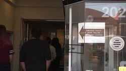 CLEAN : Nearly 200 movie theatres screen 1984 in US News Clip