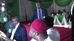 CLEAN : Nigeria election: Ruling party protest disrupts election count News Clip