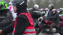 CLEAN : French drivers protest government bid to lower speed limits News Clip