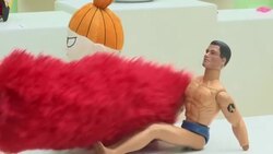 Touring exhibition of lost love ++REPLAY++ News Clip