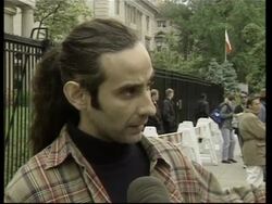 Pro- and anti-Cuba demonstrations face-off against each other in Washington Instructional Video