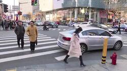 VOICED : China registra su crecimiento mas bajo en 26 anos News Clip