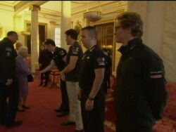 The Queen meets Walking With The Wounded teams News Clip