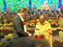 David Cameron and Samantha Cameron Attend Hindu New Year Celebrations News Clip