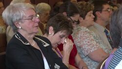 South Africans pray for Nelson Mandela in different churches throughout the country Instructional Video