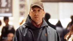 'Unbreakable' Actors Spencer Treat Clark & Charlayne Woodard Join Thriller 'Glass' | THR News News Clip