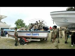 CLEAN: Evacuated Pakistanis settle on streets News Clip