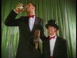 ENTERTAINMENT WEEKLY: ENT4 - HIP HOP AWARDS News Clip