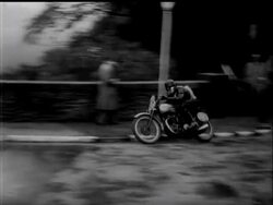 ISLE OF MAN GRAND PRIX ONCE AGAIN News Clip