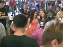 Ariel Winter Greets fans at The Odd Life Of Timoth Stock Footage