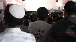 CLEAN : Modi meets with Indian community in Israel News Clip