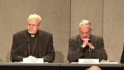 VOICED : Papa lanza consulta sobre matrimonio gay News Clip