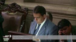 VOICED : Guatemala: Comite estudia retiro de inmunidad al Presidente News Clip