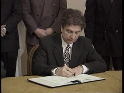 BOSNIA: WORLD BANK FORMALLY APPROVE RECONSTRUCTION LOANS News Clip