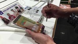 CLEAN : Samsung shares plunge over smartphone explosion debacle News Clip